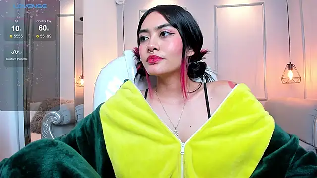 AzuraKindong online show from 11, 2, 2025