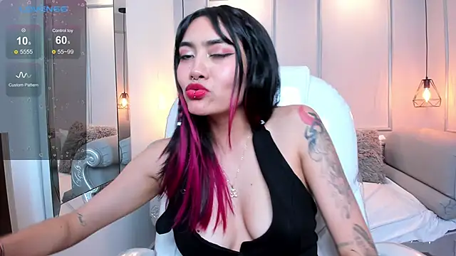 AzuraKindong online show from 12, 2, 2025