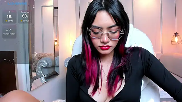 AzuraKindong online show from 12, 2, 2025