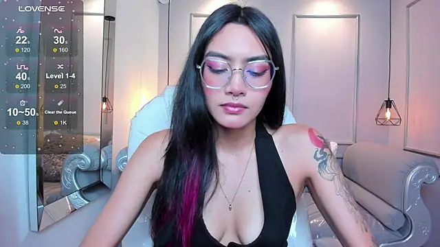 AzuraKindong online show from 22, 9, 2025