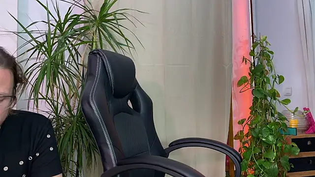 TheWildMiu online show from 11, 12, 2024