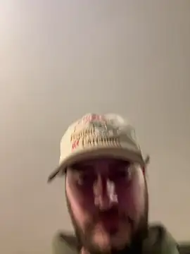 Snapshot of alexklarck chatting on 16, 4, 2026 alexklarck online show from 16, 4, 2026