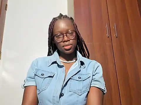 Snapshot of afro_pop chatting on 19, 3, 2025 afro pop online show from 19, 3, 2025