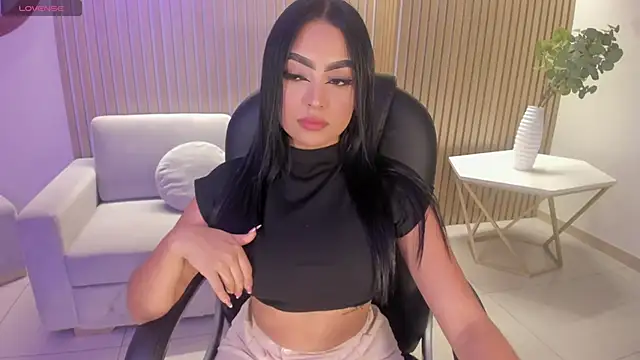 Snapshot of sarawinstone chatting on 16, 1, 2025 sarawinstone online show from 16, 1, 2025