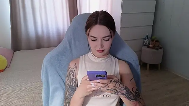 Snapshot of kate_leoo chatting on 23, 5, 2026 kate leoo online show from 23, 5, 2026