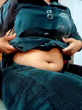 Snapshot of Anamika_24 chatting on 5, 2, 2025 Anamika 24 online show from 5, 2, 2025