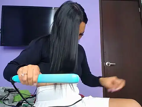 Laura martin  online show from 20, 10, 2025