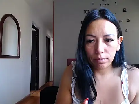 Laura martin  online show from 5, 2, 2026