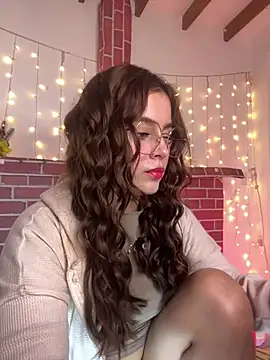 Juanelopez1 online show from 2, 2, 2026