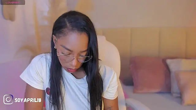 aprilebony  online show from 4, 4, 2026