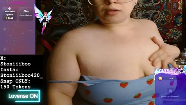 Snapshot of Stoniiiboo chatting on 22, 2, 2025 Stoniiiboo online show from 22, 2, 2025