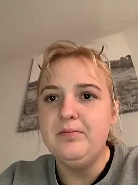 Snapshot of cammy2 chatting on 3, 2, 2025 cammy2 online show from 3, 2, 2025