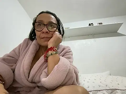 sweeviolet online show from 23, 2, 2026