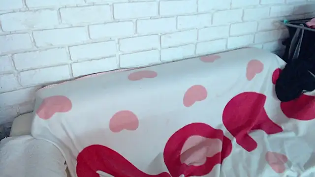 Crazyy girl  online show from 15, 3, 2026