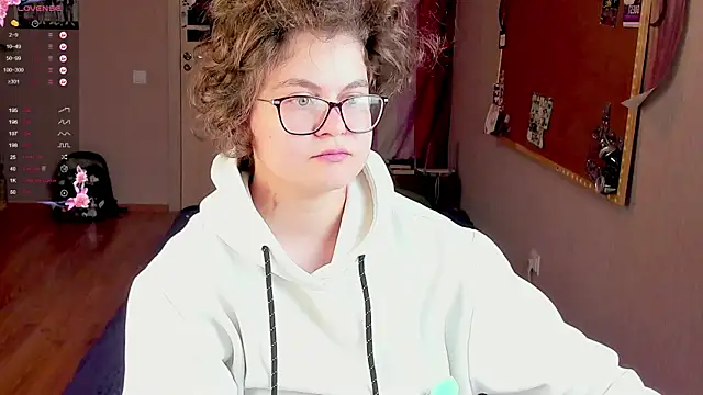 Sashy Way online show from 8, 12, 2024