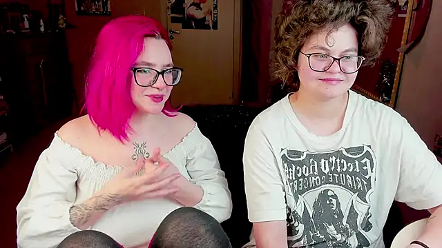 Sashy Way online show from 25, 1, 2025