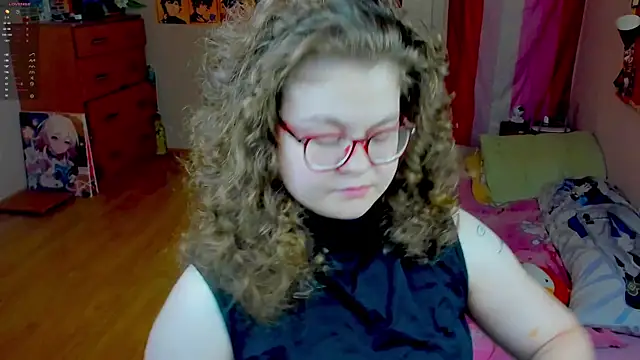 Snapshot of Sashy_Way chatting on 4, 7, 2026 Sashy Way online show from 4, 7, 2026