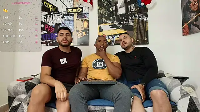 Snapshot of hott_dicks chatting on 23, 12, 2024 hott dicks online show from 23, 12, 2024