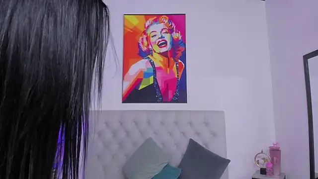 KristalFoxx online show from 14, 9, 2025