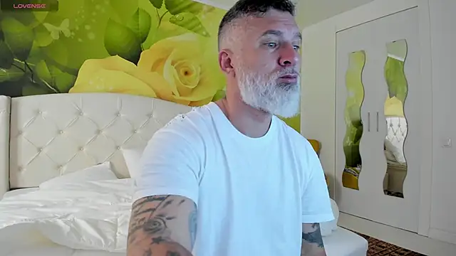 Snapshot of BlowMyXXL chatting on 29, 3, 2026 BlowMyXXL online show from 29, 3, 2026