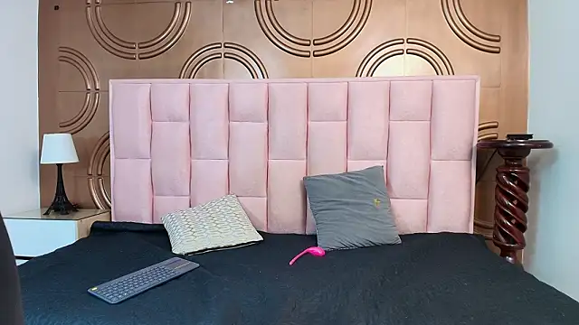 Snapshot of emmily_keller19 chatting on 13, 3, 2026 emmily keller19 online show from 13, 3, 2026