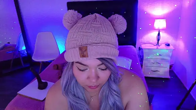 Snapshot of Cuckold_lover69 chatting on 5, 3, 2025 Cuckold lover69 online show from 5, 3, 2025