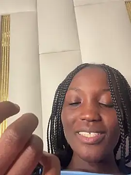 Fanclubbbbb online show from 6, 3, 2025