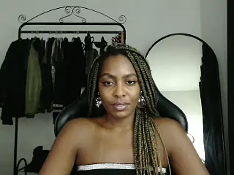 Snapshot of marisilva_br chatting on 17, 2, 2025 marisilva br online show from 17, 2, 2025