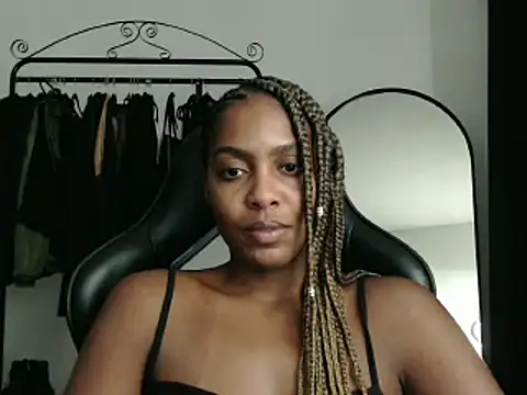 Snapshot of marisilva_br chatting on 27, 2, 2025 marisilva br online show from 27, 2, 2025