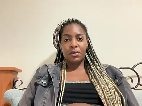 Snapshot of marisilva_br chatting on 24, 9, 2025 marisilva br online show from 24, 9, 2025