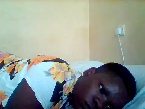 prittylorah15 online show from 30, 10, 2025