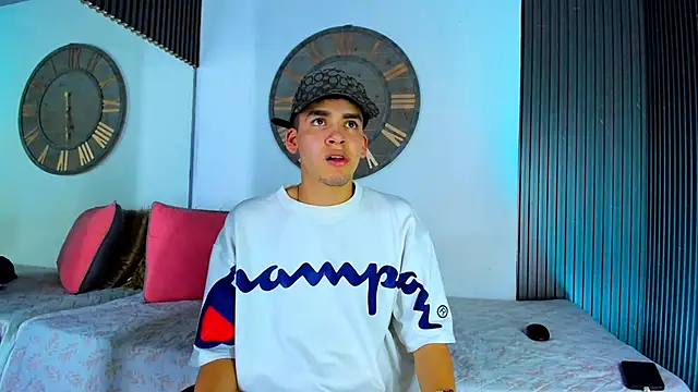 Mike 0233  online show from 30, 1, 2025