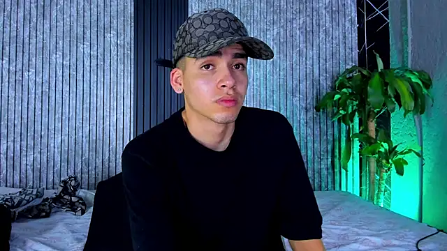 Mike 0233  online show from 18, 3, 2025