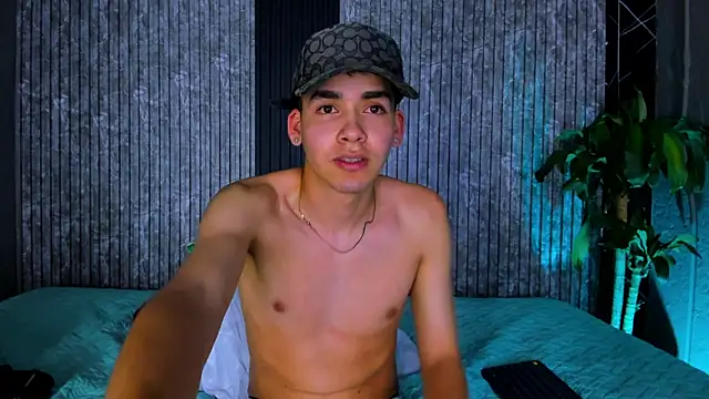 Mike 0233  online show from 23, 3, 2025