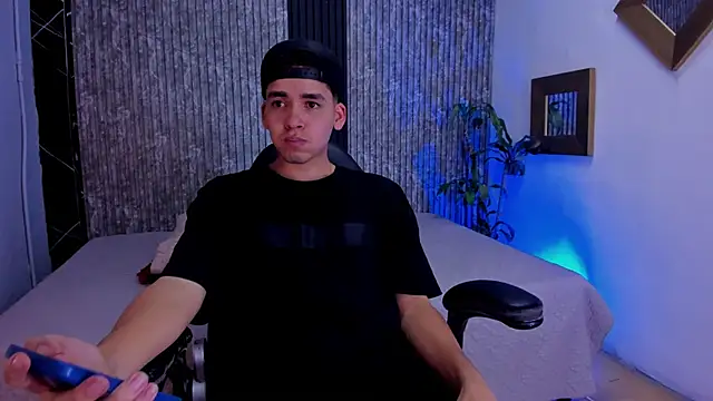 Mike 0233  online show from 11, 10, 2025