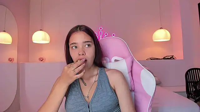 violeth hill online show from 27, 1, 2025