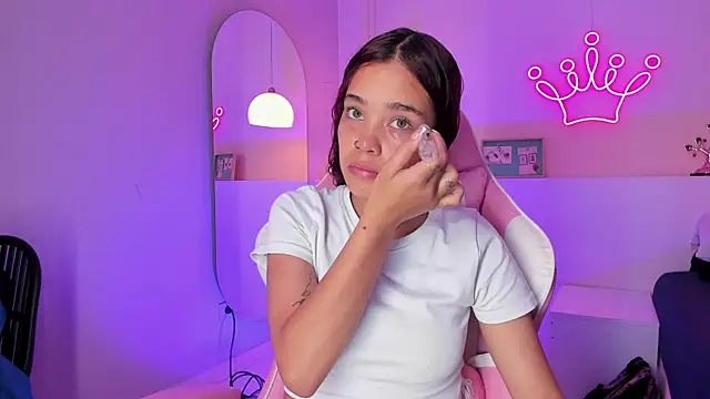 violeth hill online show from 21, 2, 2025