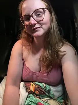 GingerSnap33 online show from 4, 12, 2024