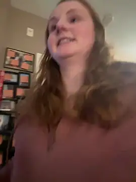 GingerSnap33 online show from 17, 12, 2024