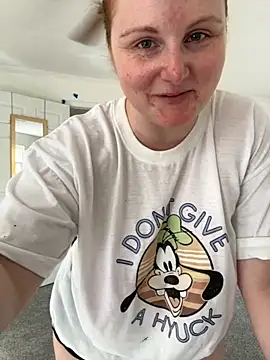 GingerSnap33 online show from 30, 9, 2025