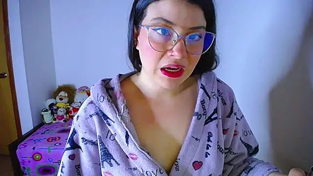 juli05star20 online show from 11, 9, 2025