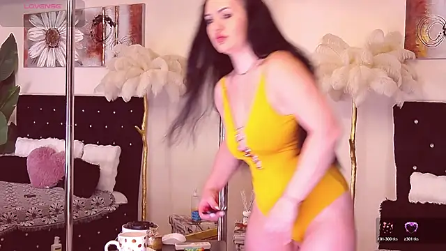 Snapshot of Estheraa chatting on 14, 2, 2026 Estheraa online show from 14, 2, 2026