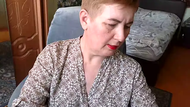 NicoleOlla online show from 24, 2, 2025