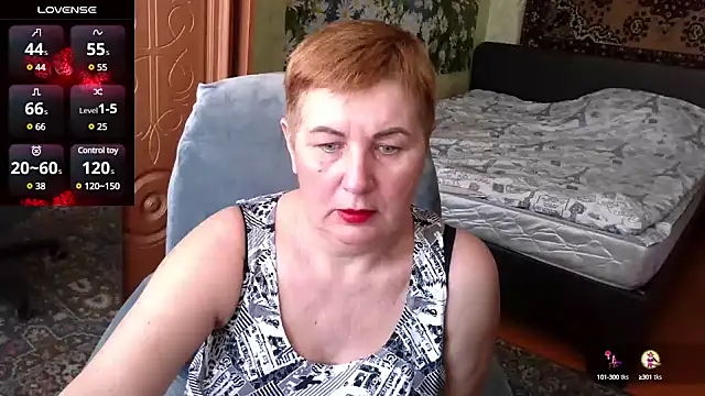 NicoleOlla online show from 2, 3, 2025