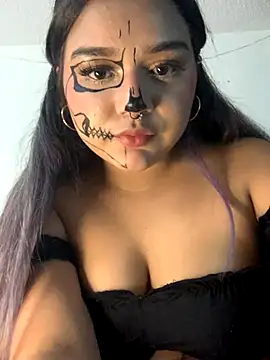 Snapshot of Pucaa_ chatting on 11, 10, 2025 Pucaa online show from 11, 10, 2025