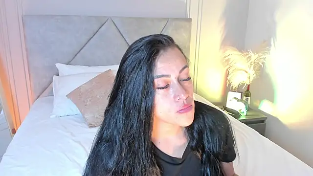 Miss Ambeer online show from 8, 3, 2026