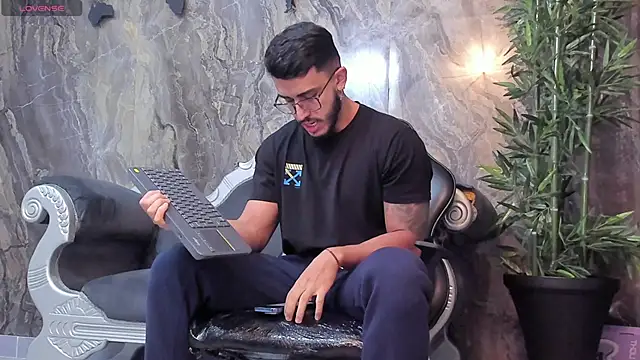 Liam Kleiin online show from 6, 3, 2025