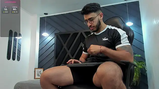 Liam Kleiin online show from 7, 11, 2025