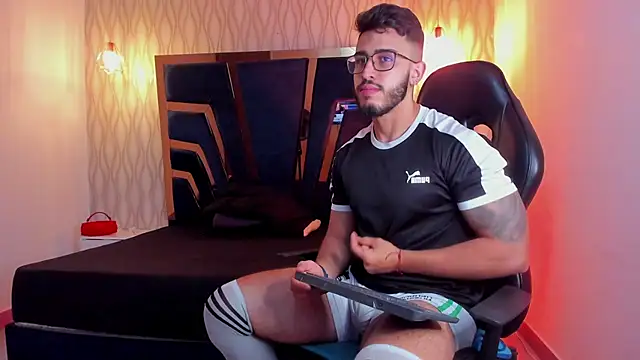 Liam Kleiin online show from 10, 2, 2026