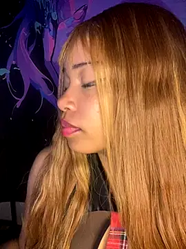 Snapshot of lovekaylaa chatting on 9, 9, 2025 lovekaylaa online show from 9, 9, 2025